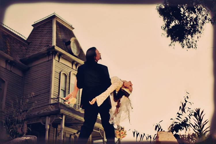 rock and roll bride, Psycho, bride and love