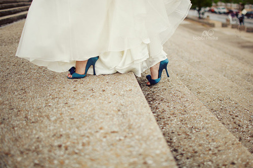 dress white, shoes and steps