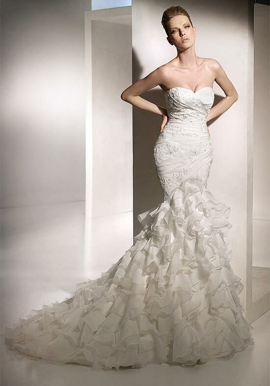 bride, romantic, bridal gown and st patrick