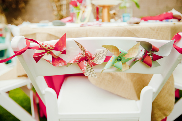 yarn, settings and table