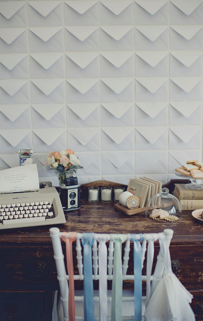 chair, ribbons, desk and pretty