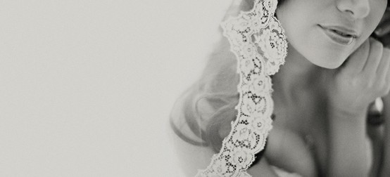 veil, white and mantilla