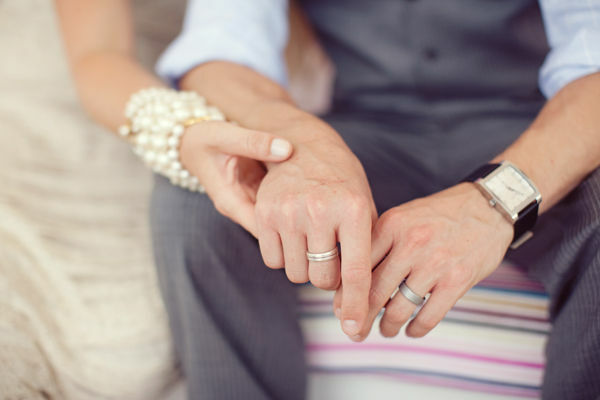 followme, rings and hands