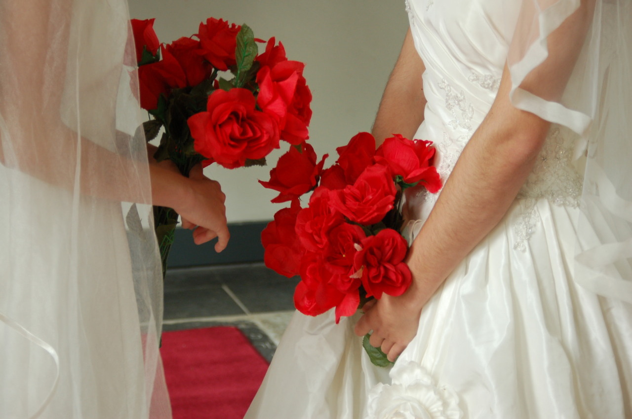love, flowers, dresses and roses