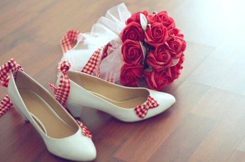 bride, checker and roses