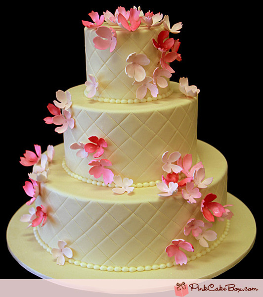 pink, flowers, wedding cake and pink wedding cake