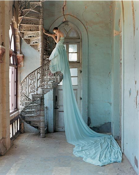 turquoise, curls and staircase