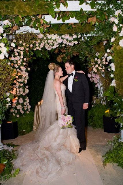 wedding dress, bride and Hilary Duff
