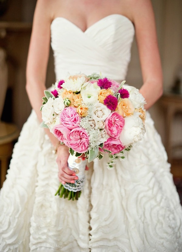 dress, flower boquet, wedding bouquet and bride