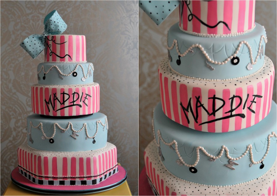 white, sweet, opera and cupcake