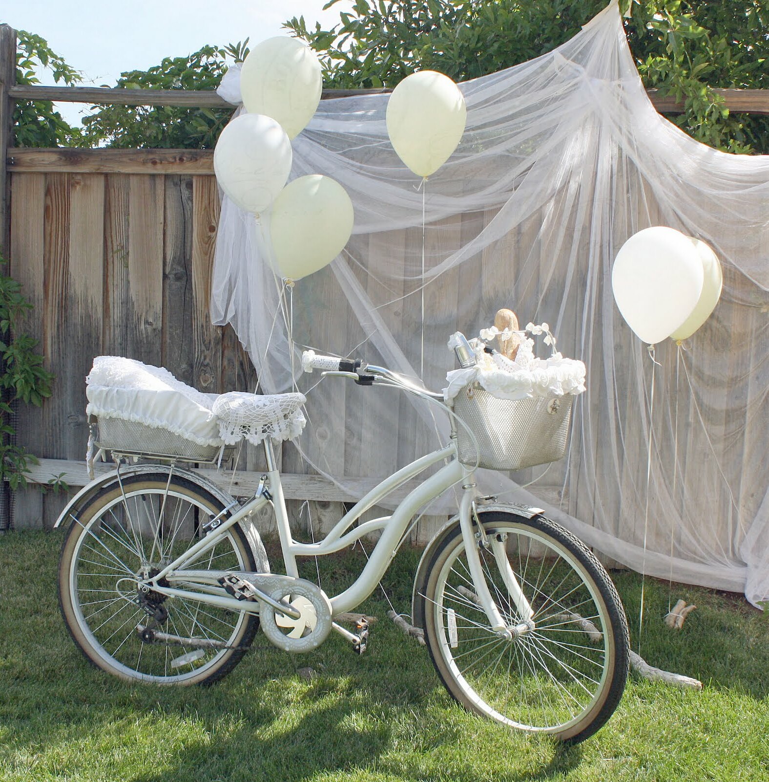 white balloons, bike, veil and gorgeous