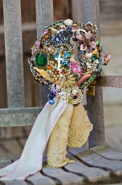 bouquet, vintage and Miranda Lambert