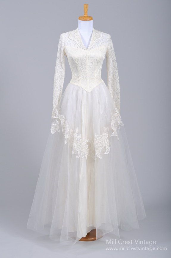 grace kelly wedding dress and 1940s wedding dress