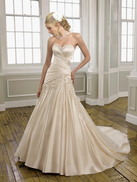 wedding dresses 2013, a line wedding dresses and wedding gown bridal dress
