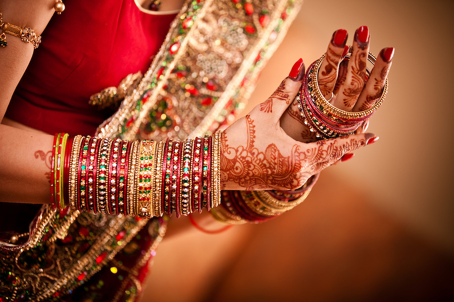 mehndi, saree, henna and red