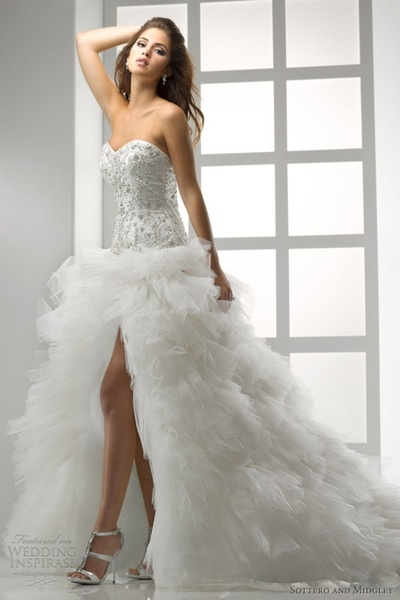 feminine, tulle and wedding dress