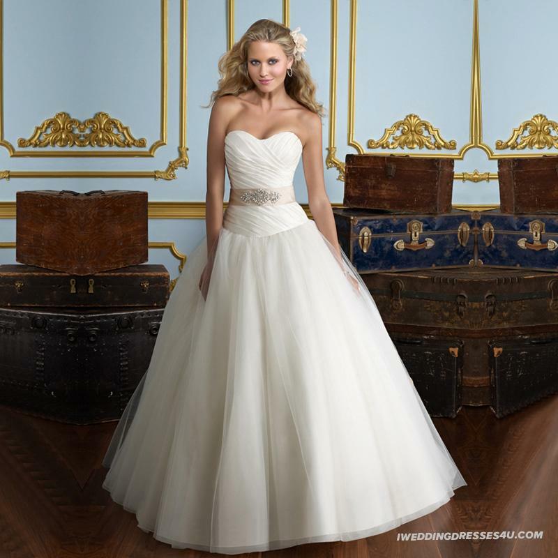 big, beautiful, gown and sparkle