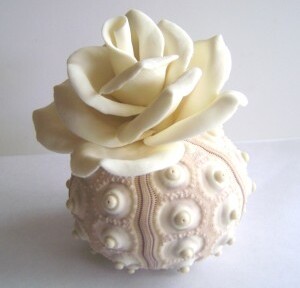 table setting, beach wedding and wedding decor