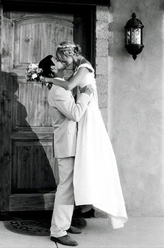 love, broom and kiss