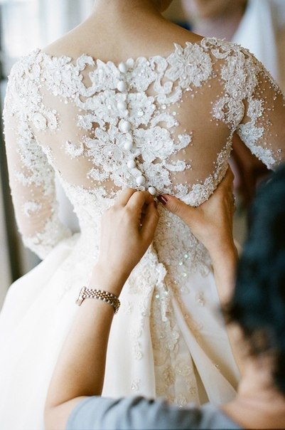 girls, dresses and details