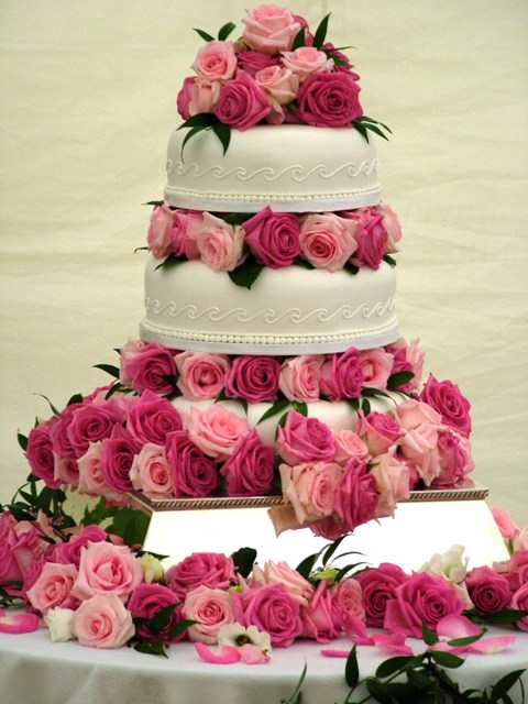 wedding cake and rose cake