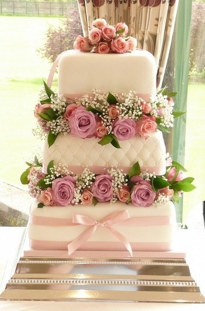 flowers, wedding cake and roses