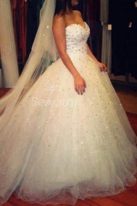 beautiful, wedding dress, moments and gilrs