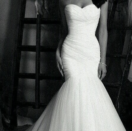love, curves and blackandwhite