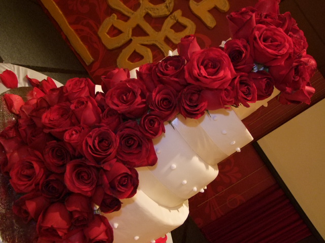 flowers, tiers, rose and red