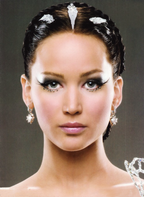 katniss everdeen, catching fire, hunger games and Jennifer Lawrence