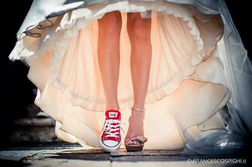 photography, brautkleid and all star