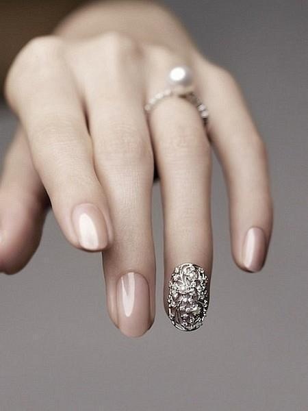 manicure, diamonds and blank