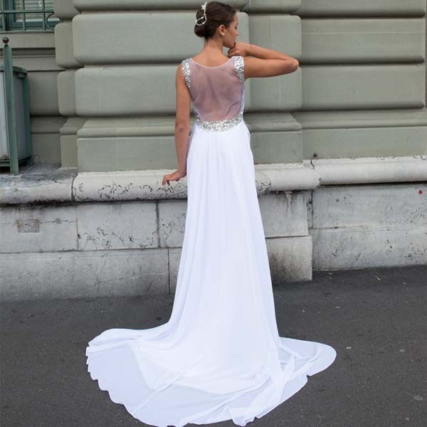empty, empty back, wedding dress and sexy wedding dress