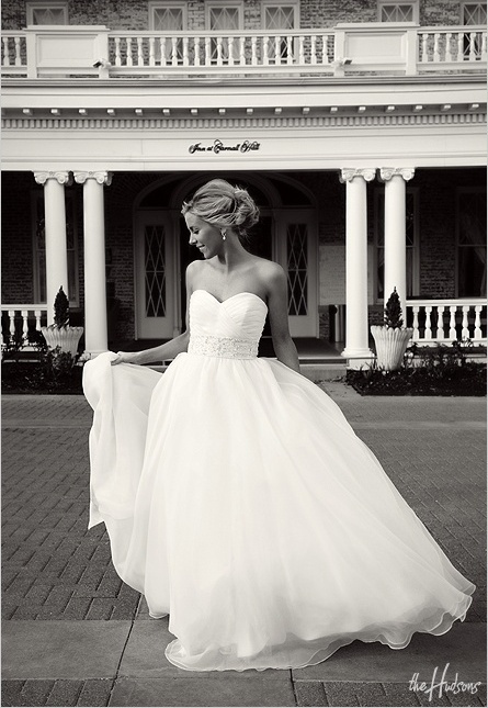 weddig, black and white and bride
