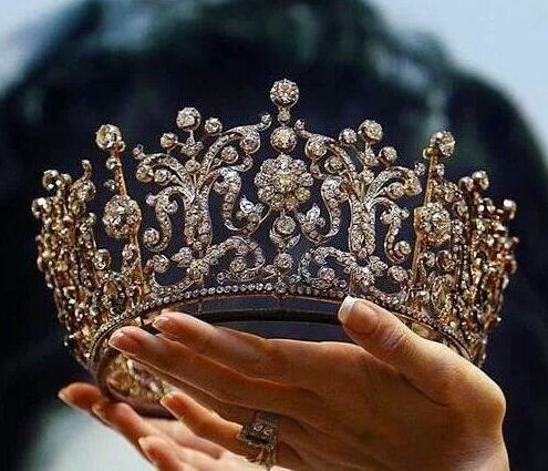 megan young, tiara and princess