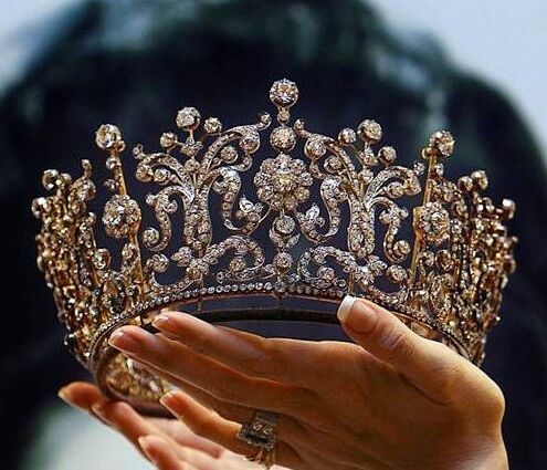 crown, diamonds and diamond