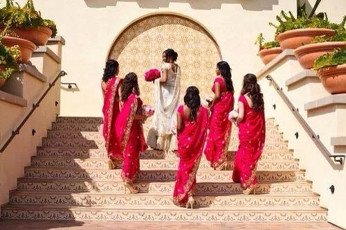 roses, sari and arabic