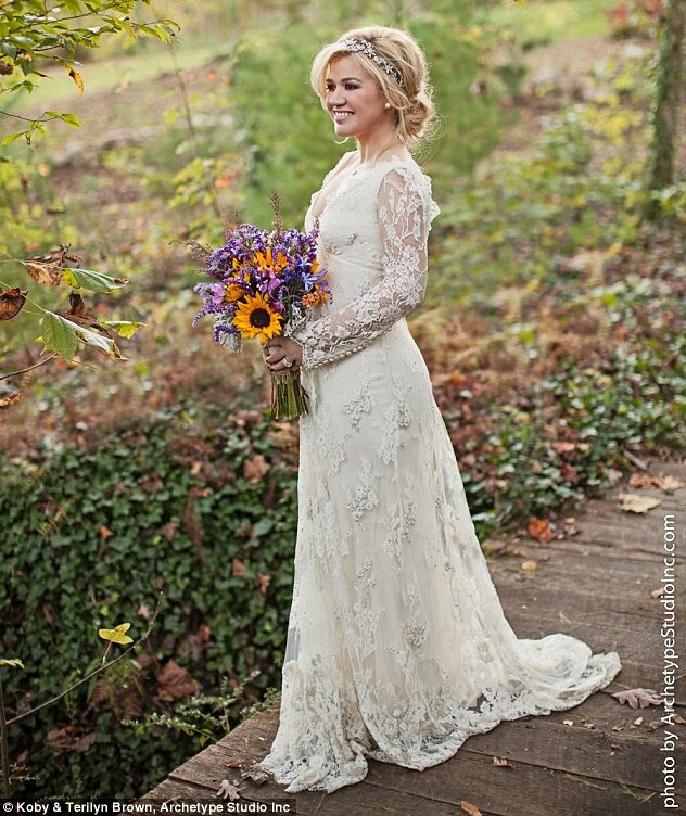 wedding dress, beautiful, nature and lace