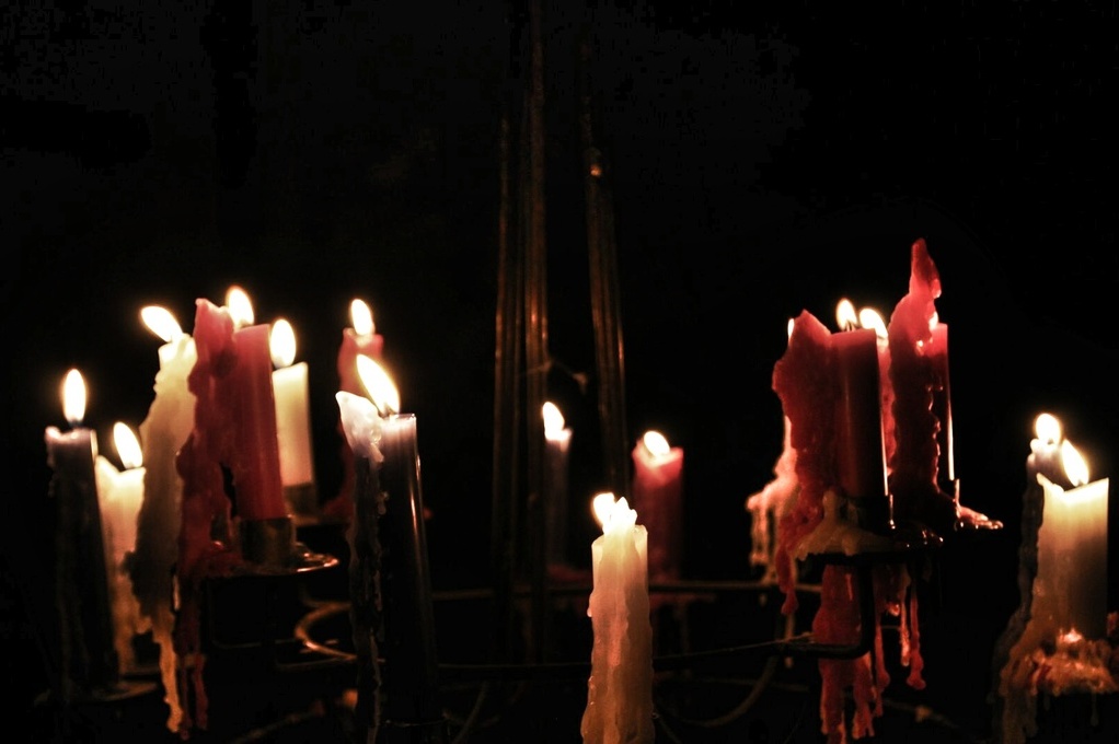 light, love, dark and cozy