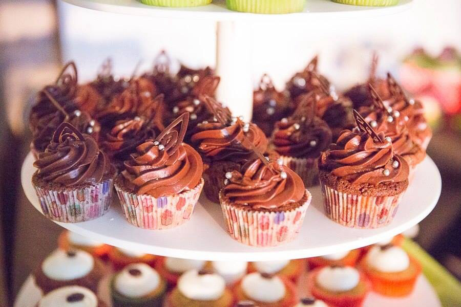 we love it, girls stuff, cake and delicious