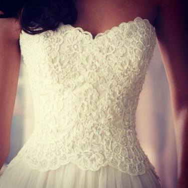 tumblr, wedding dress and girl