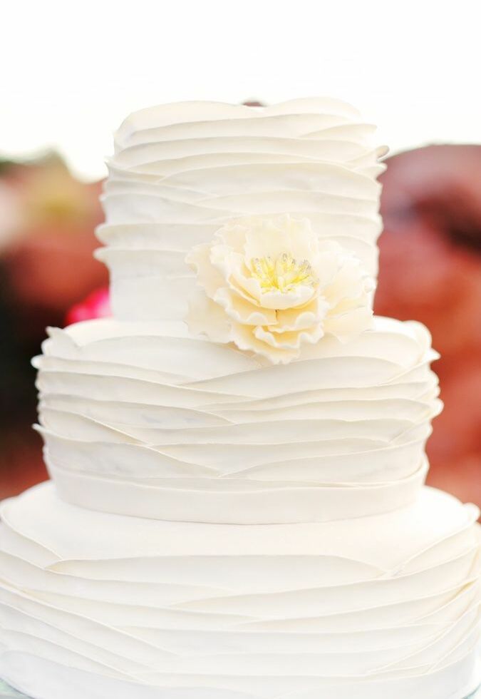 wedding cake, cake, food and yummy