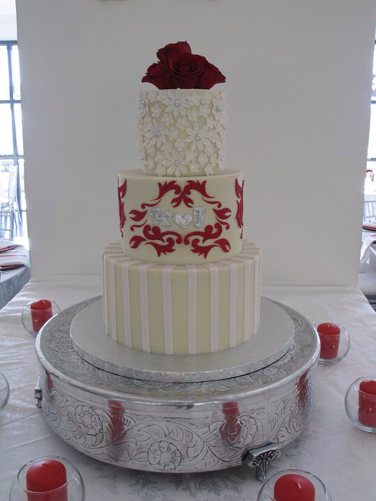 white chocolate, red, cake and white