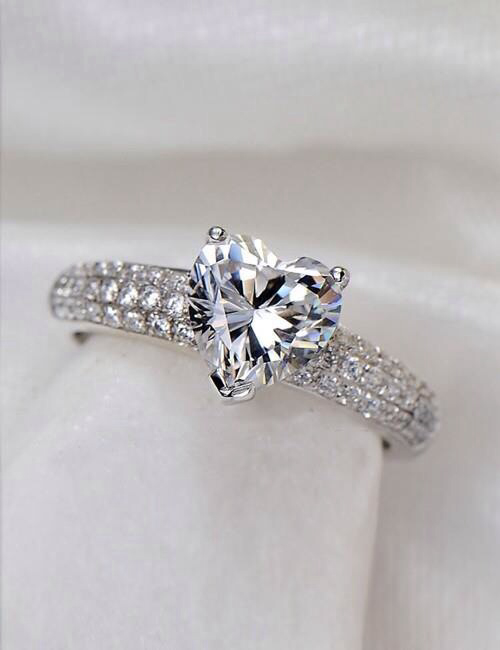 bridal, jolie, glamour and fashion