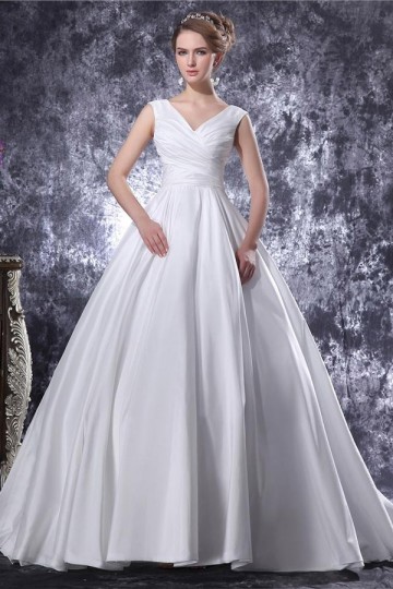 v neckline, wedding dress 2014 and princess wedding dress