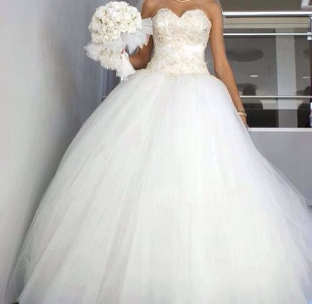 flowers, once in a lifetime, dress and wedding day