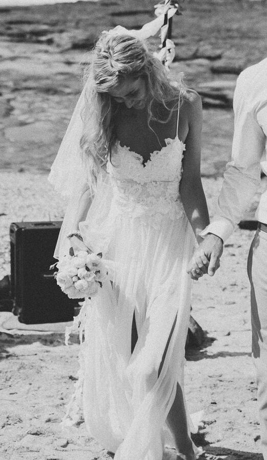 blonde, vestido, girl and married