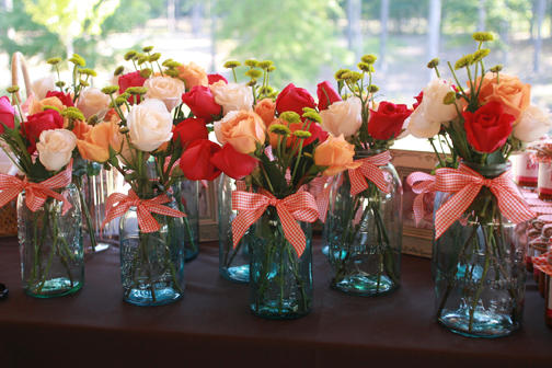 rose, table wedding and ramos