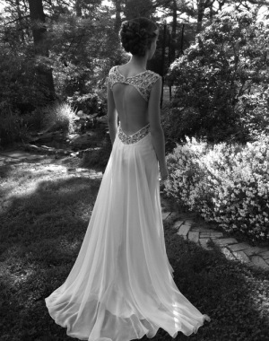 wedding dress, super cute and open back wedding dress