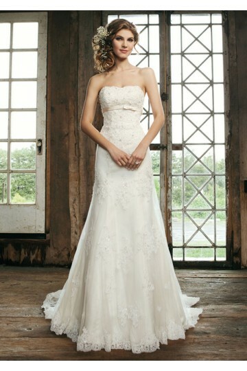 lace wedding dress, strapless and a-line